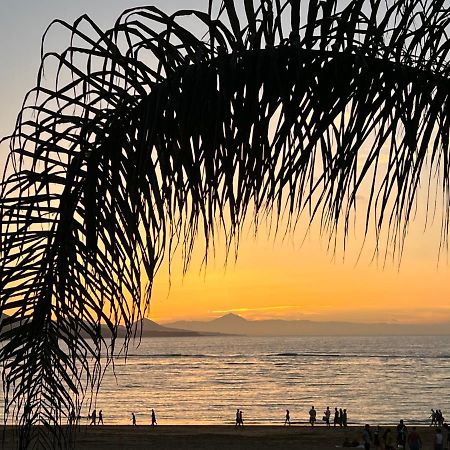 Beach And Sunset Las Palmas de Gran Canaria Bagian luar foto